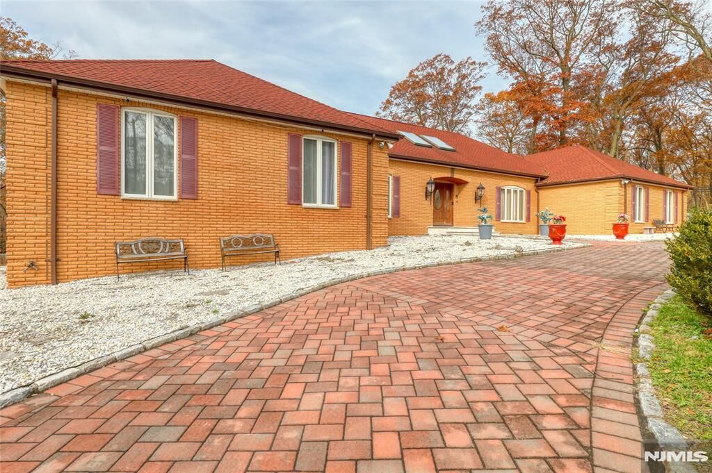 Property Photo: 91 Chestnut Ridge Road NJ 07458