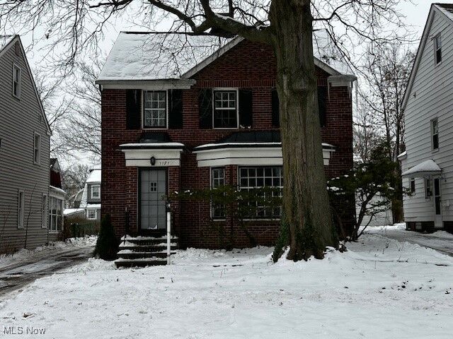 Property Photo: 1171 Pennfield Road OH 44121