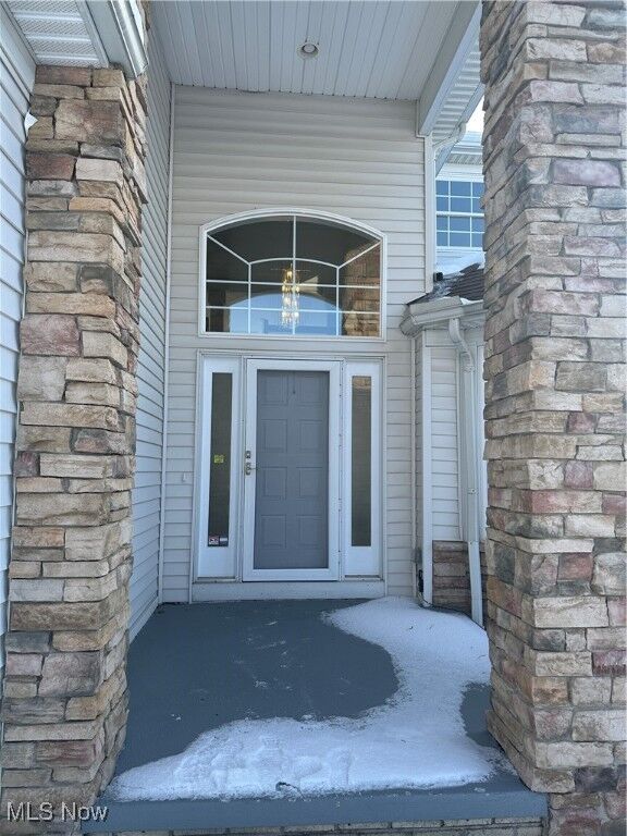 Property Photo: 325 Burwick Road OH 44143