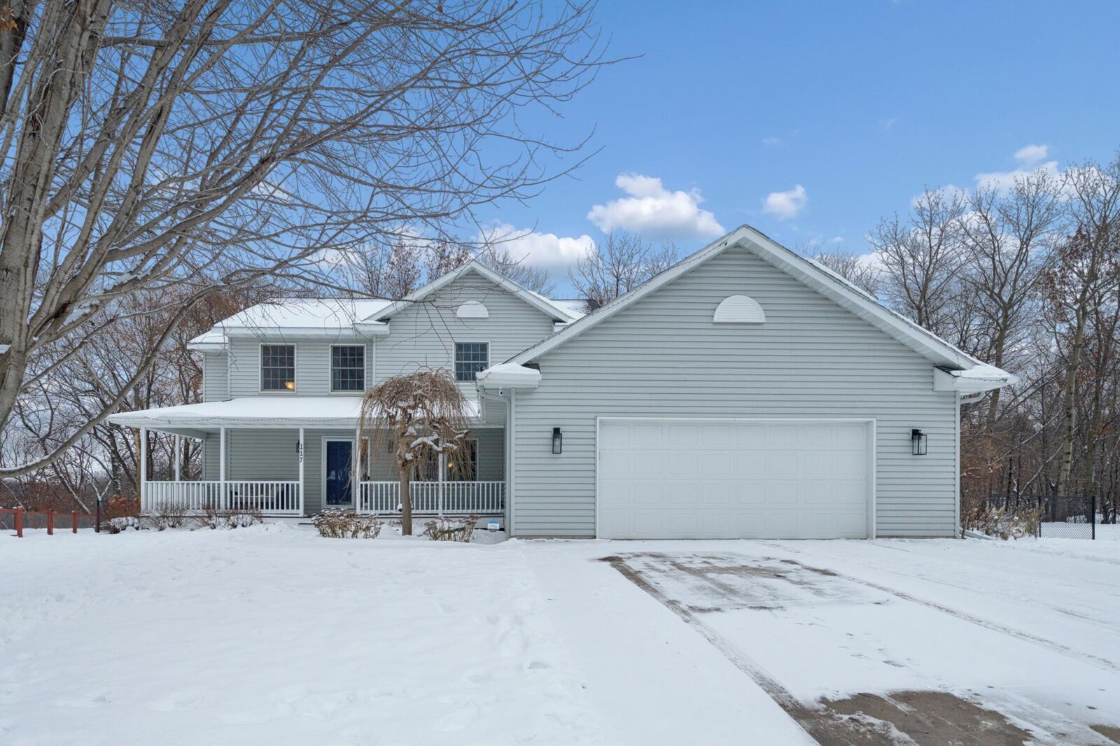 Property Photo:  117 Hope Court  MN 56001 