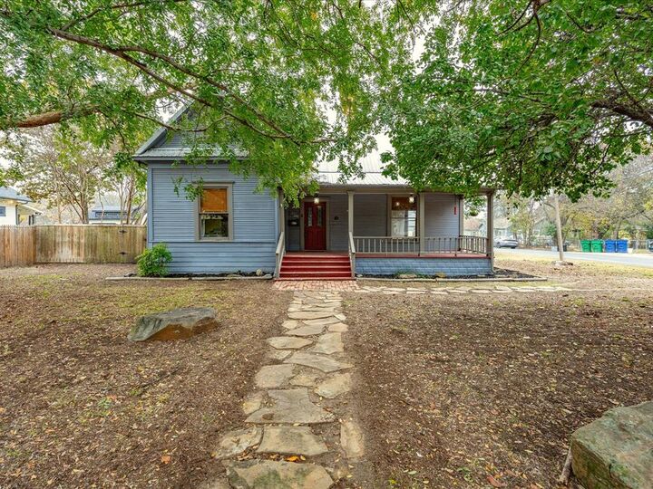Property Photo: 600 Williams Street TX 75165