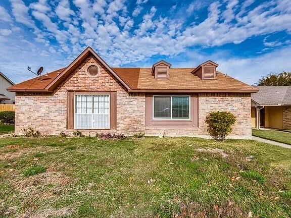 Property Photo: 7125 Sorcey Road TX 75249