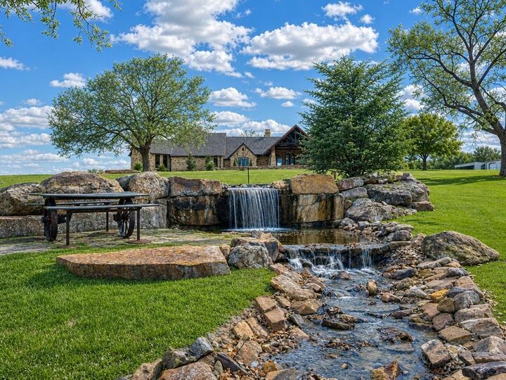 Property Photo:  27280 N County Road 3250  OK 73098 