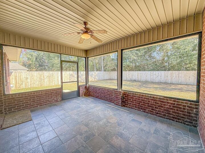Property Photo: 3554 Haley Way FL 32571