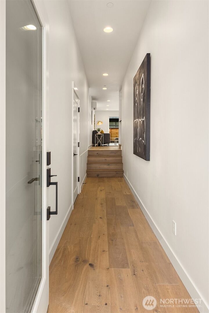 Property Photo:  13546  39th Avenue NE  WA 98125 