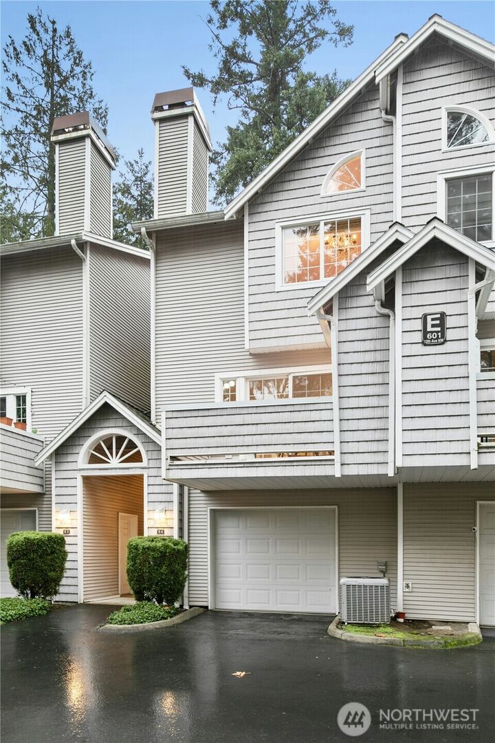 Property Photo: 601 12th Avenue NW E4 WA 98027