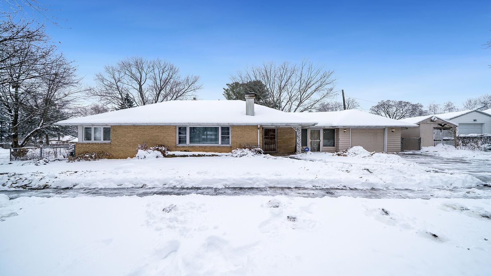 Property Photo:  1615 26th Street  IL 61108 