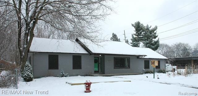 Property Photo:  21304 Colwell Street  MI 48336 
