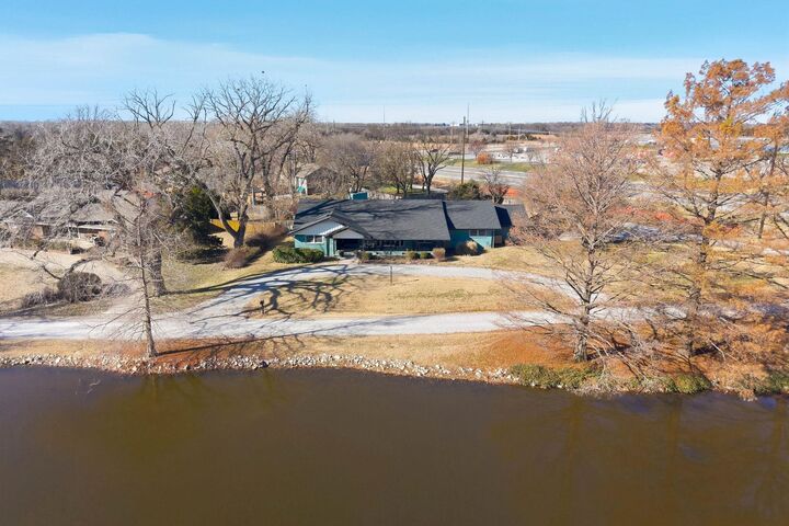 Property Photo:  501 S Springlake Ln  KS 67230 