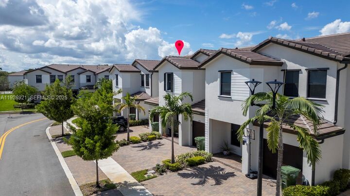 Property Photo: 15953 SW 2nd Pl FL 33027