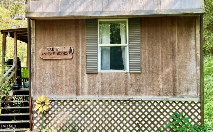 Property Photo: 4127 Middlebrook Way VA 24283