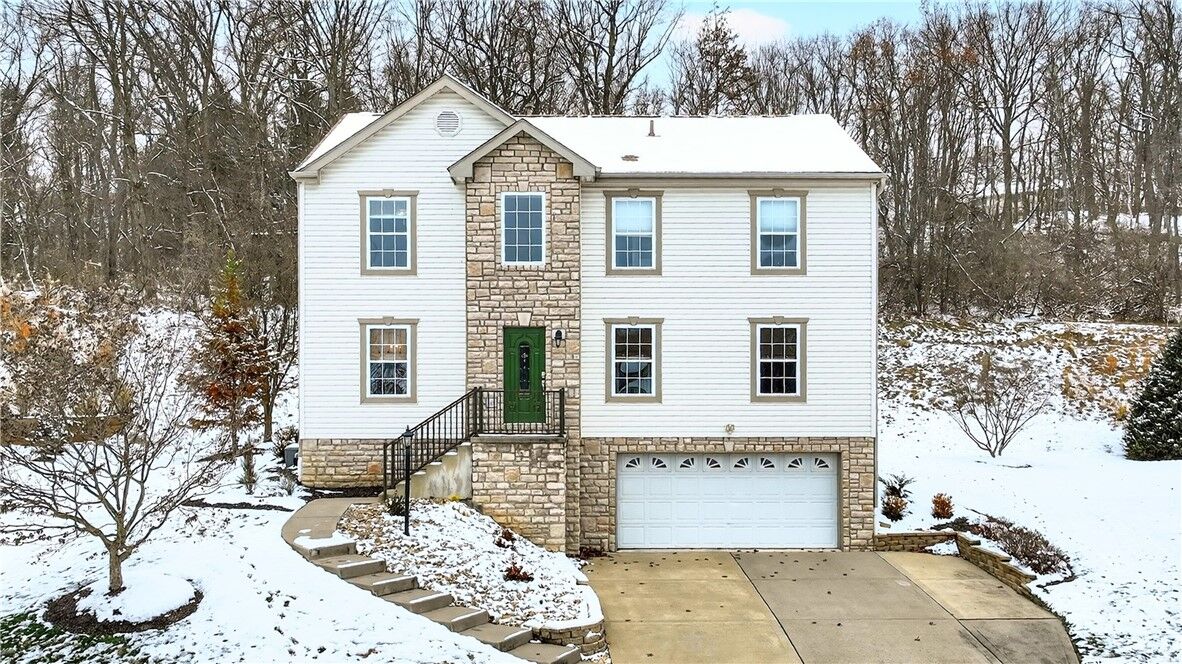 Property Photo:  131 Walcott Dr  PA 15044 