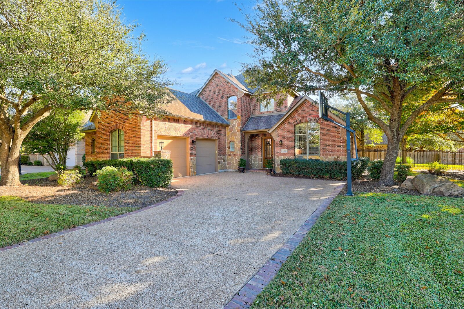 Property Photo: 3600 Alexandrite Way TX 78681