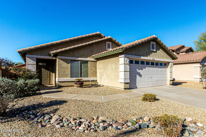 Property Photo:  3040 S 257th Drive  AZ 85326 