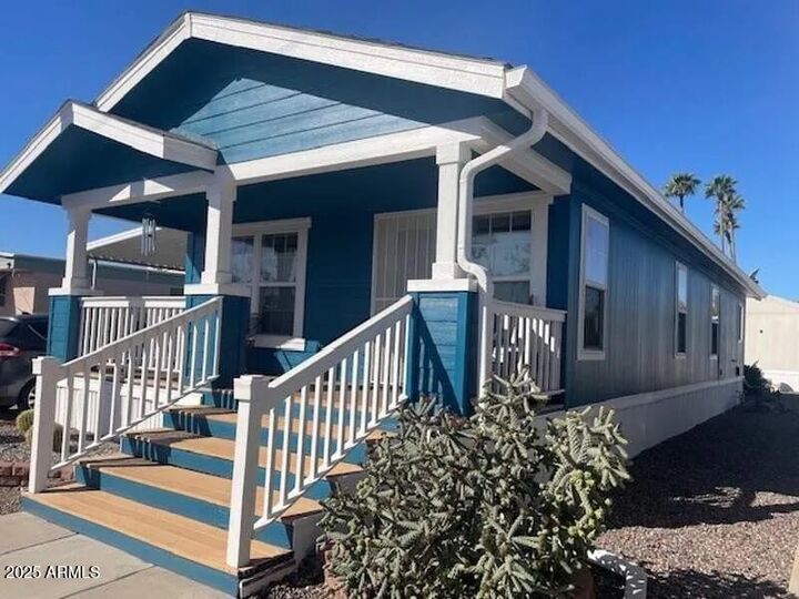 Property Photo: 2050 W Dunlap Avenue B153 AZ 85021