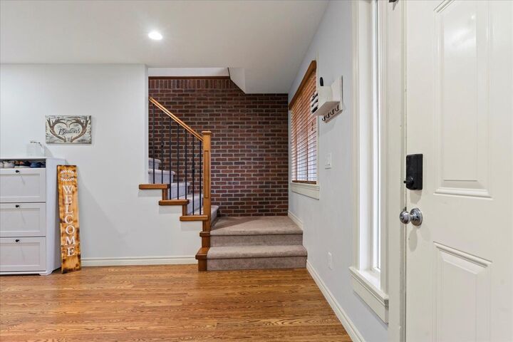 Property Photo: 26842 27 Avenue BC V4W 3E6