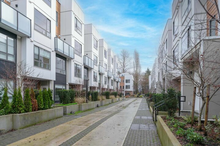 Property Photo:  6328 King George Boulevard 31  BC V3X 0L4 