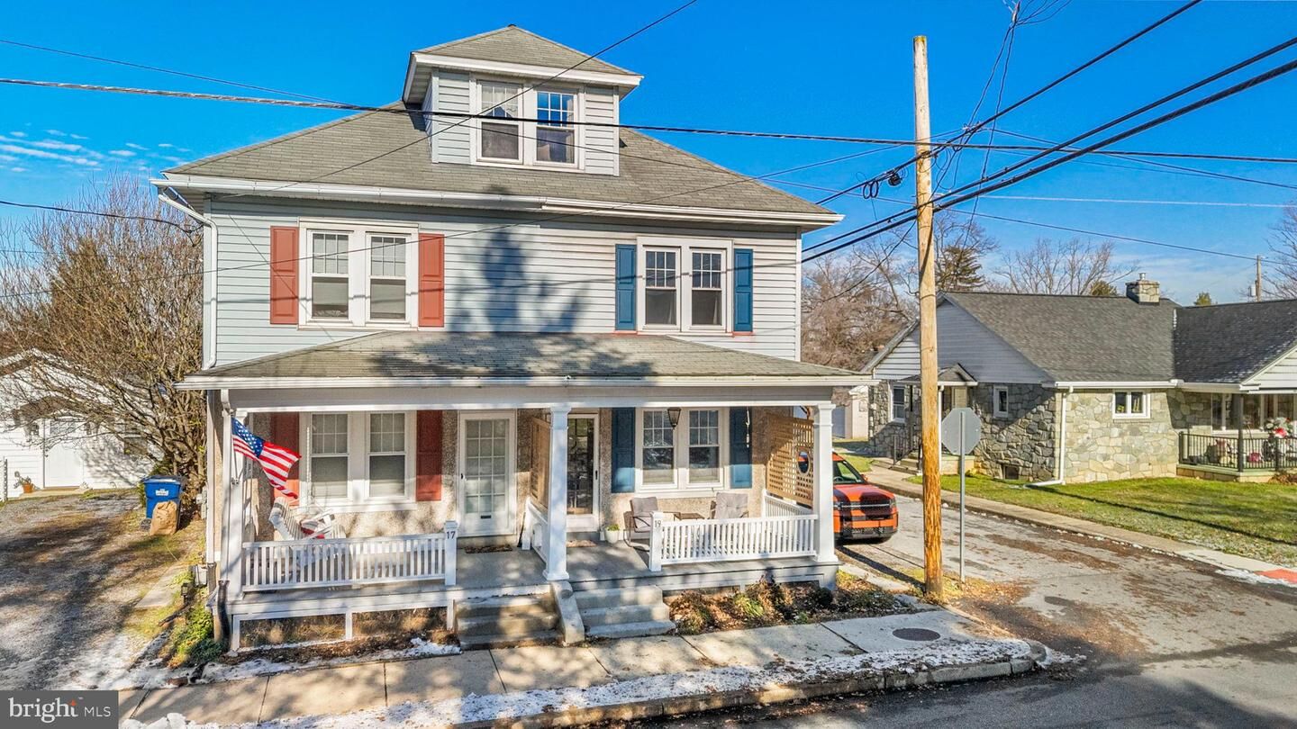 Property Photo: 19 E 2nd Avenue PA 17543