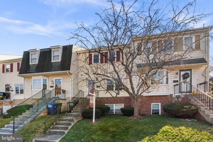 Property Photo:  1705 Hart Court  MD 21114 