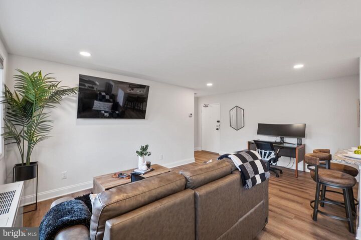 Property Photo:  8601 Manchester Road 220  MD 20901 