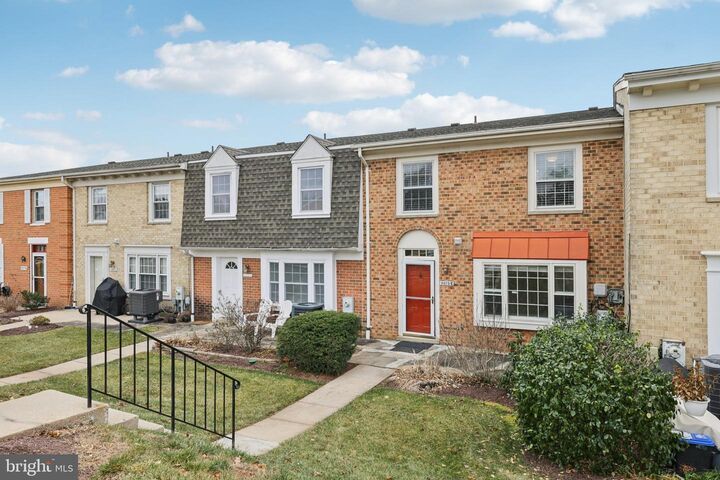 Property Photo: 9075 N Laurel Road E MD 20723