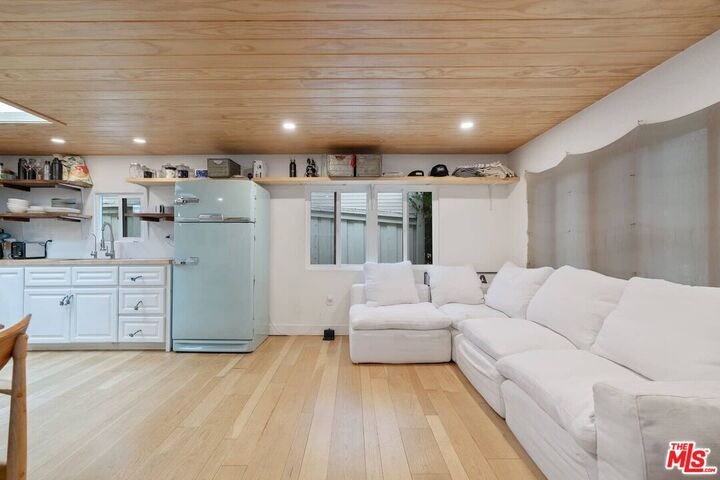 Property Photo:  68 Paradise Cove Rd  CA 90265 