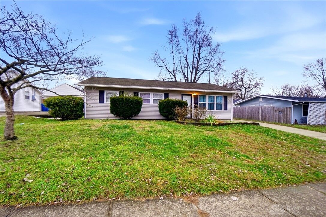 Property Photo:  1209 Ringwalt Drive  OH 45432 