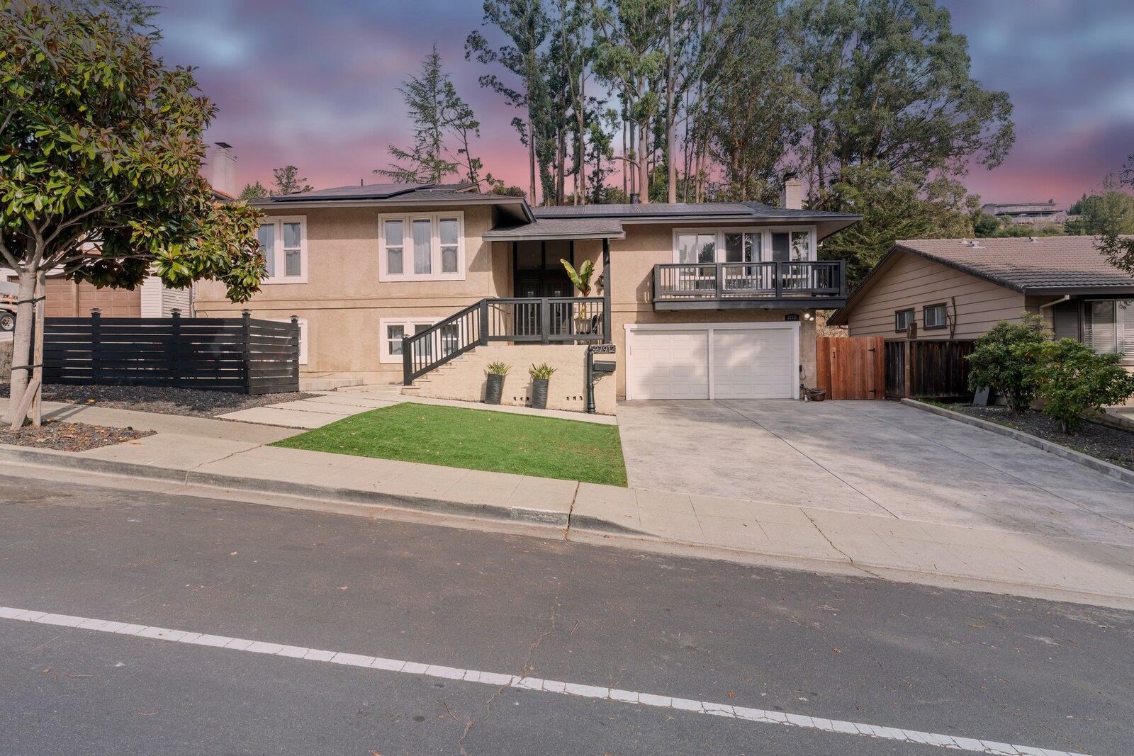 Property Photo:  27912 Farm Hill Dr  CA 94542 