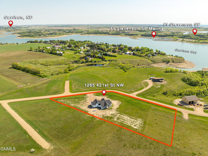 Property Photo: 1265 42L Avenue NW ND 58540