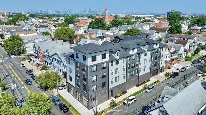 Property Photo: 140 Avenue B 302 NJ 07002