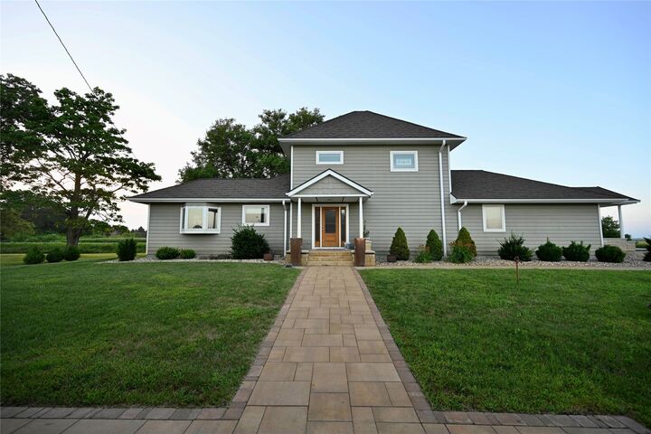 Property Photo:  2670 380th Street  IA 50130 