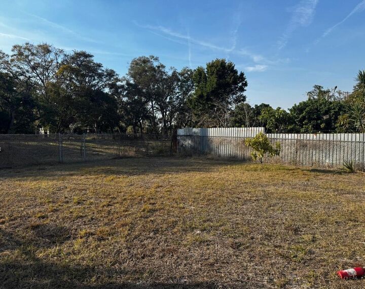 Property Photo: 3265 Conine Drive W FL 33881