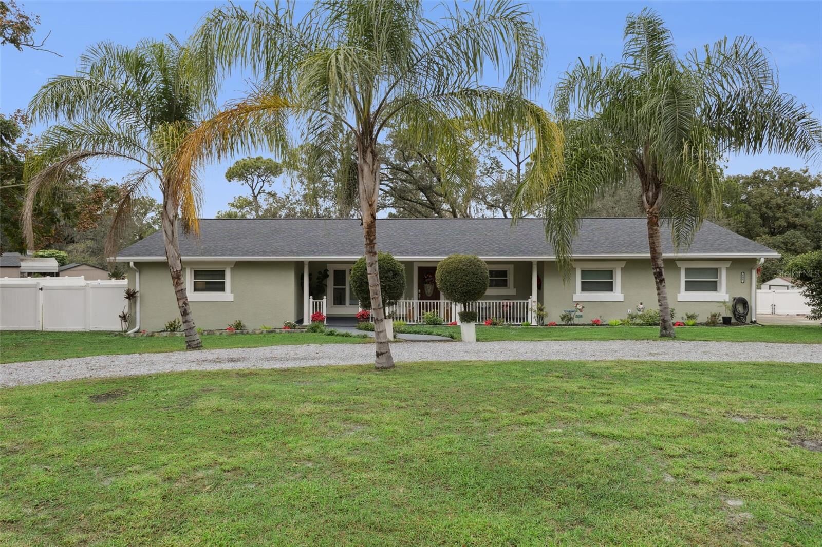 Property Photo:  530 Lake Bingham Road  FL 32746 