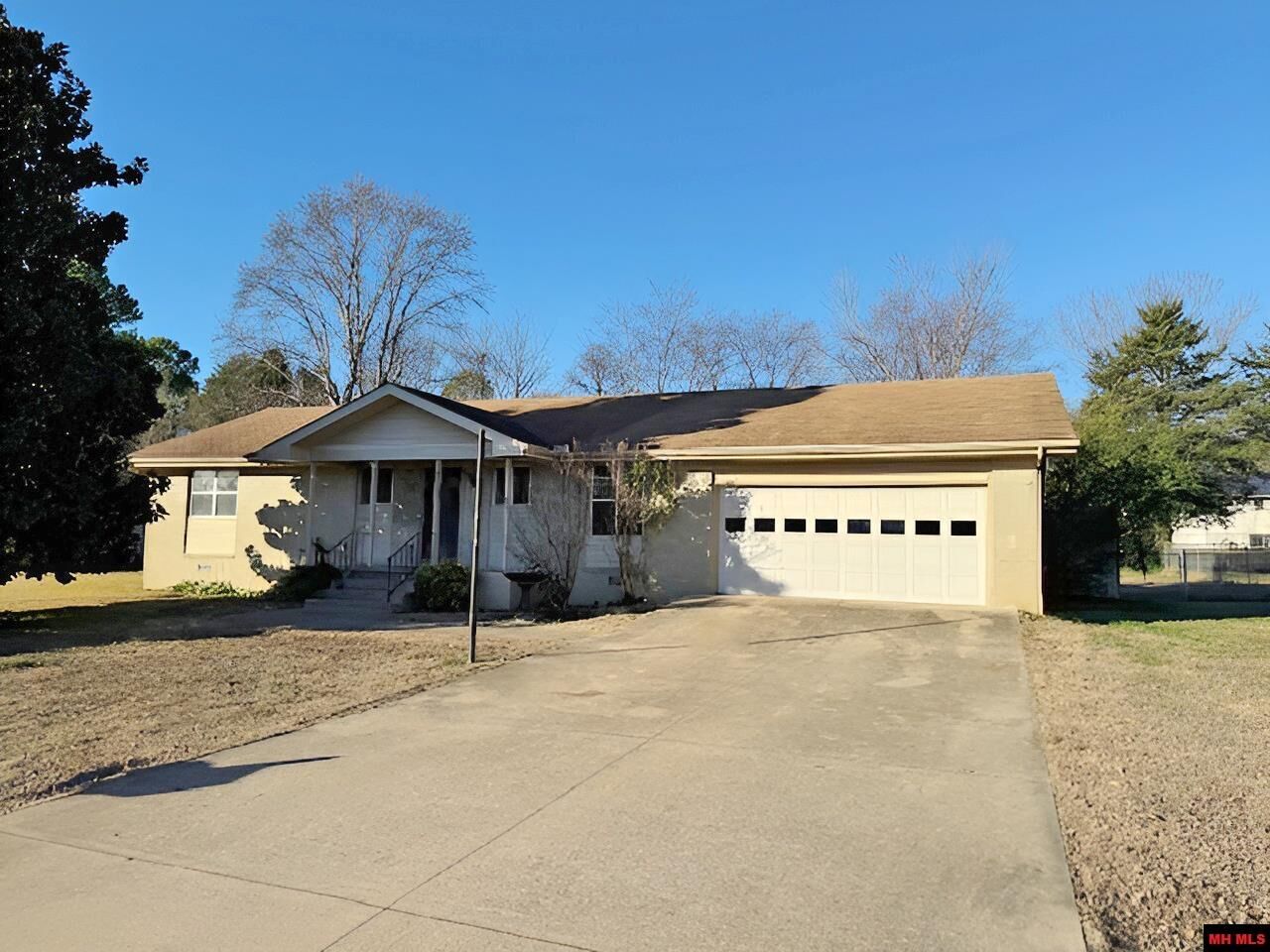 Property Photo: 513 Willow Lane AR 72653