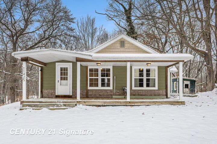 Property Photo:  11401 Hibner Road  MI 48353 