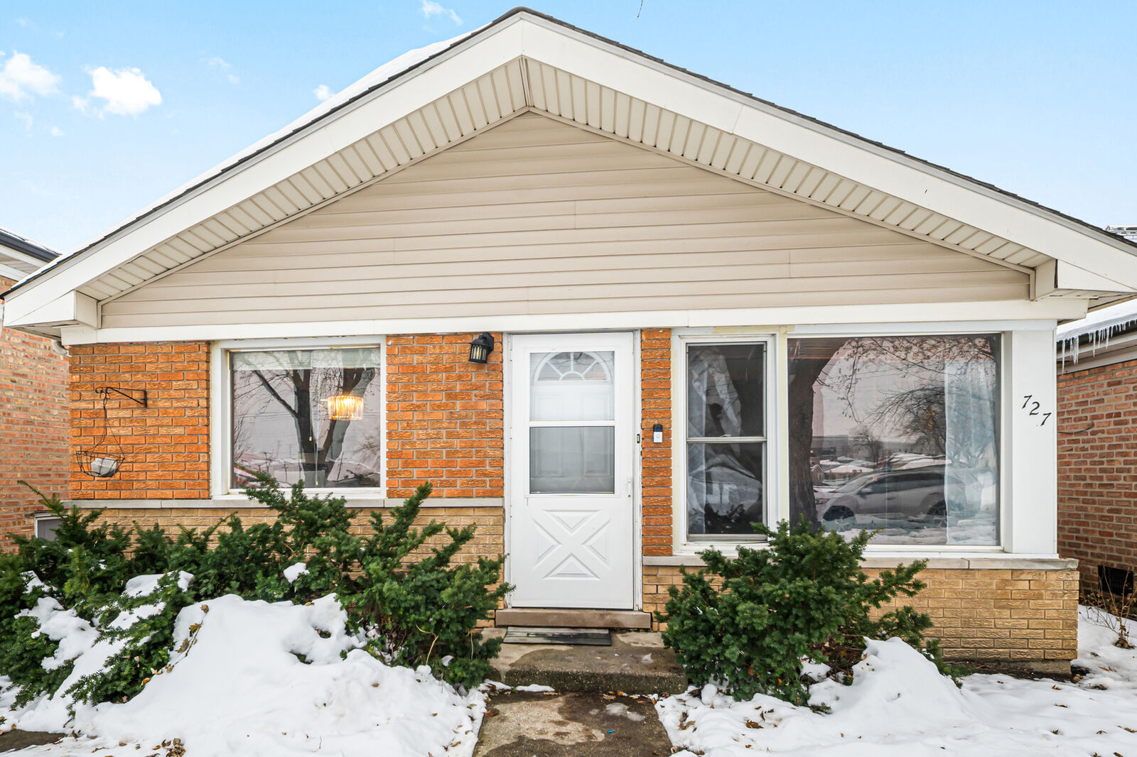 Property Photo: 7727 New England Avenue IL 60459