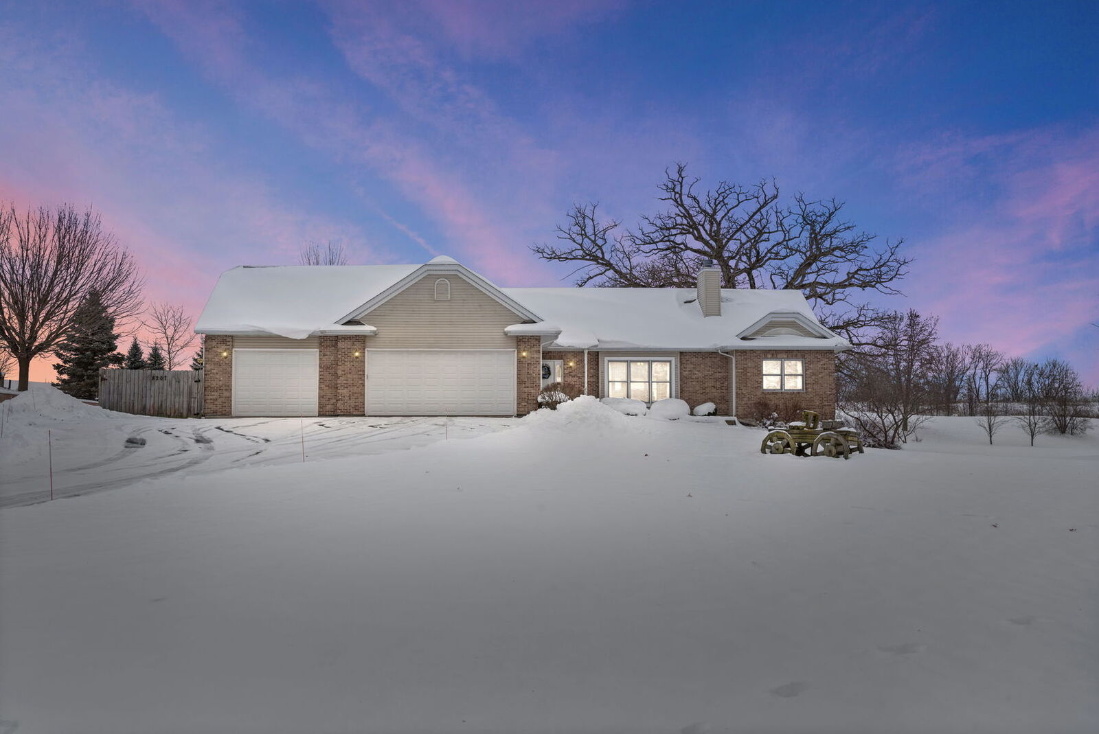 Property Photo: 8207 Squirrel Drive IL 60081