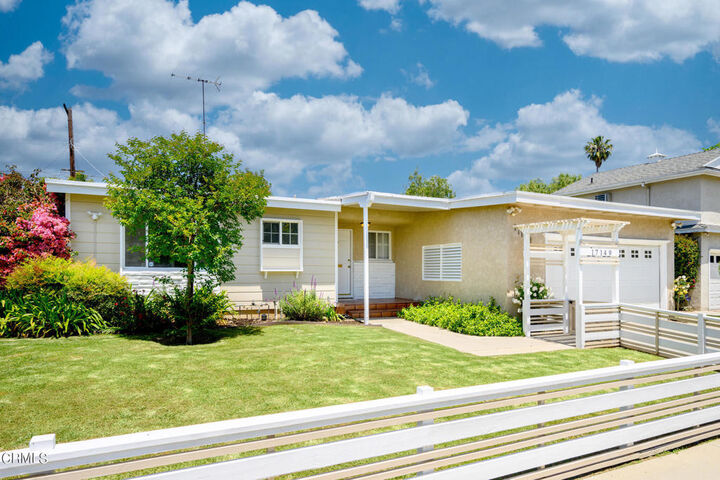 Property Photo: 17149 Bullock Street CA 91316