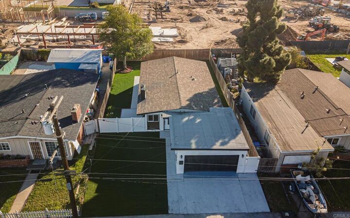 Property Photo: 5033 La Paz Dr CA 92113