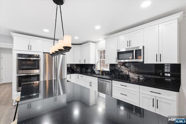 Property Photo:  611 Snake Den Road  NJ 07480 