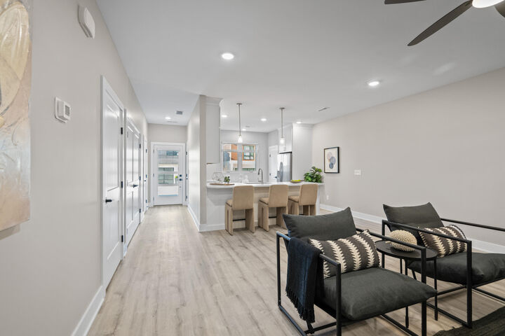 Property Photo: 100 W 14th Street KY 41071