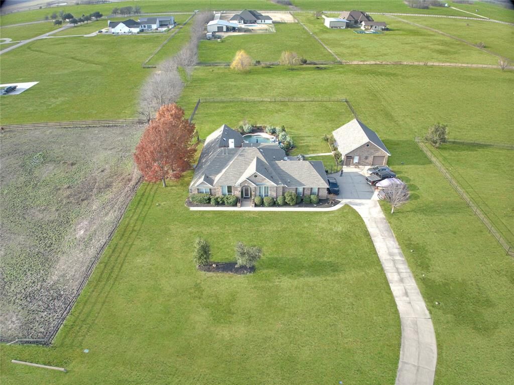 Property Photo:  586 Hidden Pass  TX 75189 