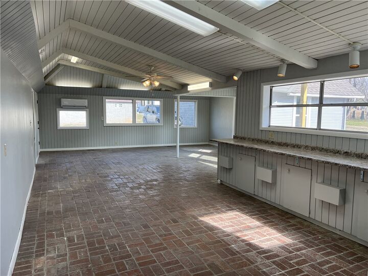 Property Photo: 301 N Chestnut (Aka. Highway 7 North) Street AR 72601