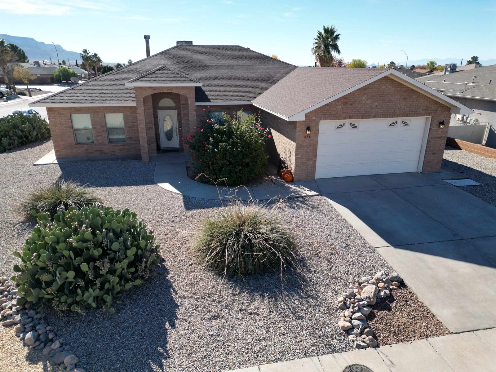 Property Photo:  370 Brentwood Dr  NM 88310 