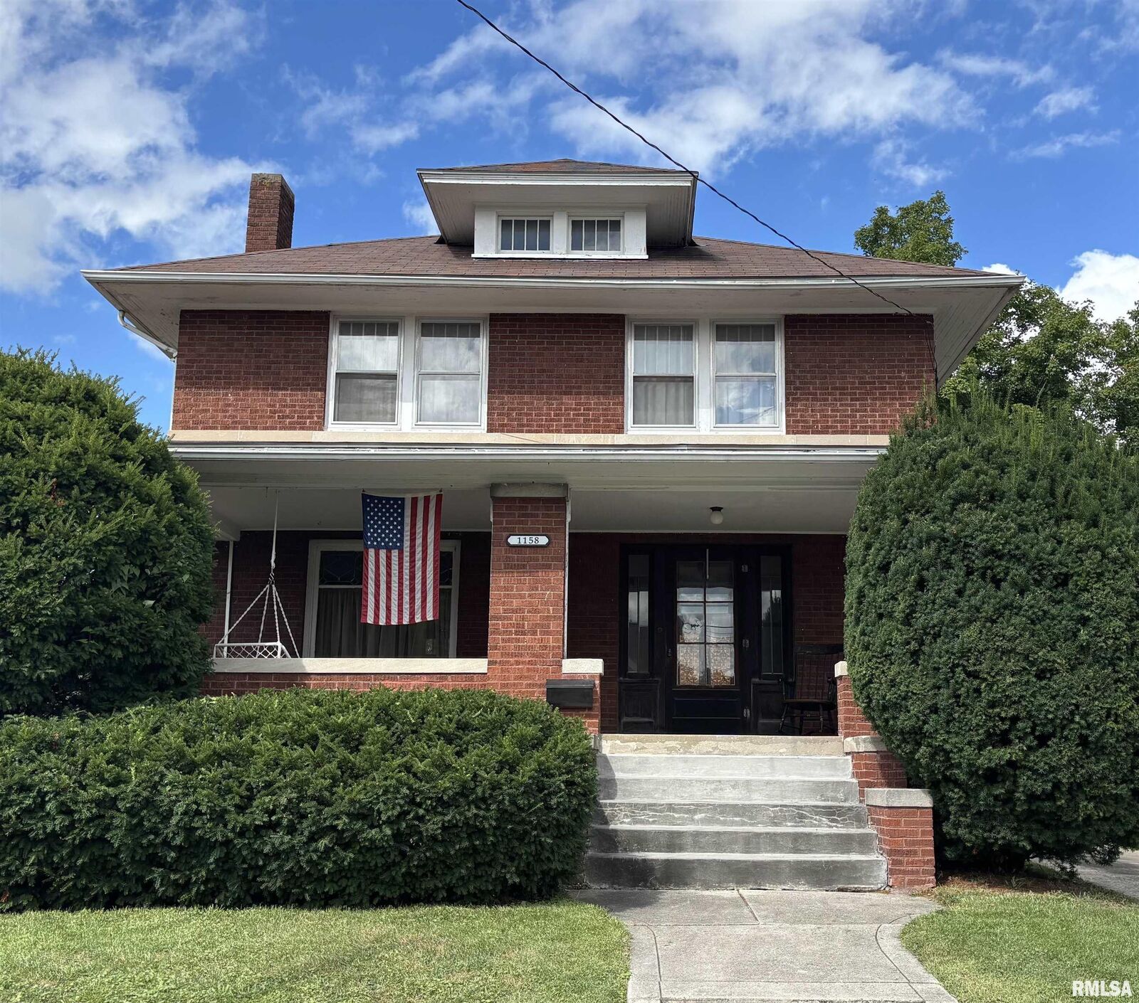 Property Photo:  1158 Beecher Avenue  IL 61401 