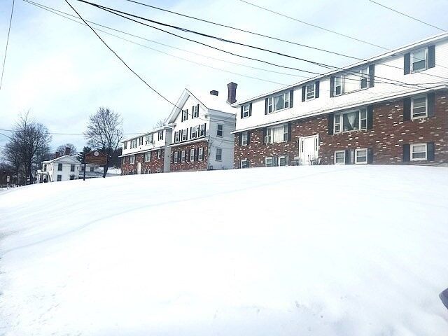 Property Photo:  43 Hamilton St 24  MA 01453 