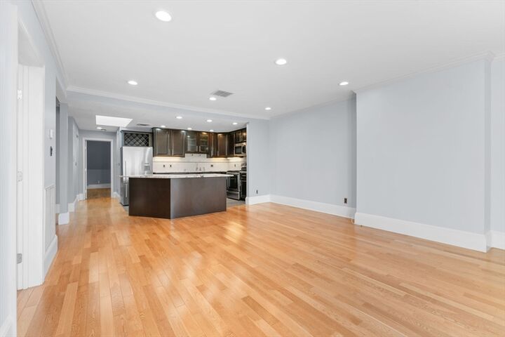 Property Photo:  570 Massachusetts Ave 5  MA 02118 