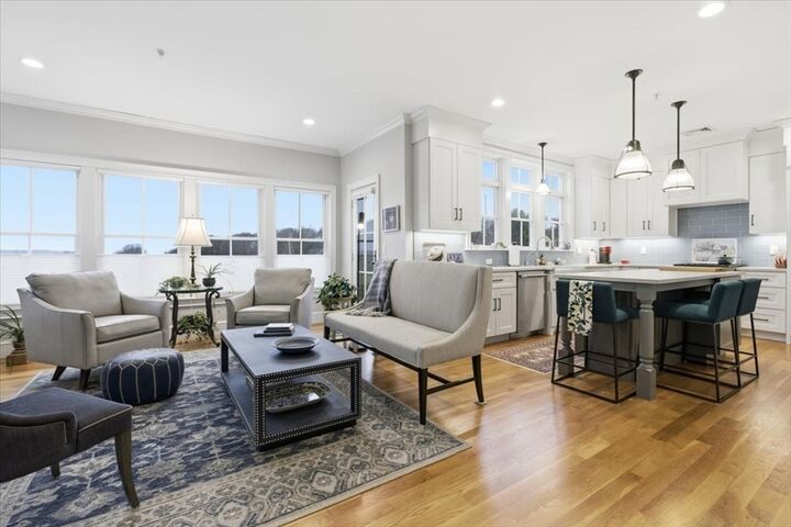 Property Photo:  1090 Shore Rd 7  MA 02559 