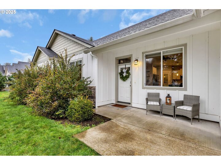 Property Photo: 205 S Hubbard Ave WA 98675