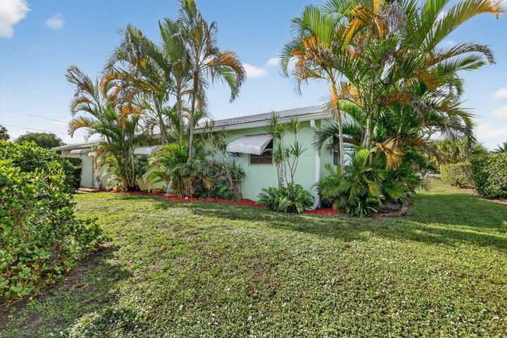 Property Photo: 235 Guava Avenue FL 33413